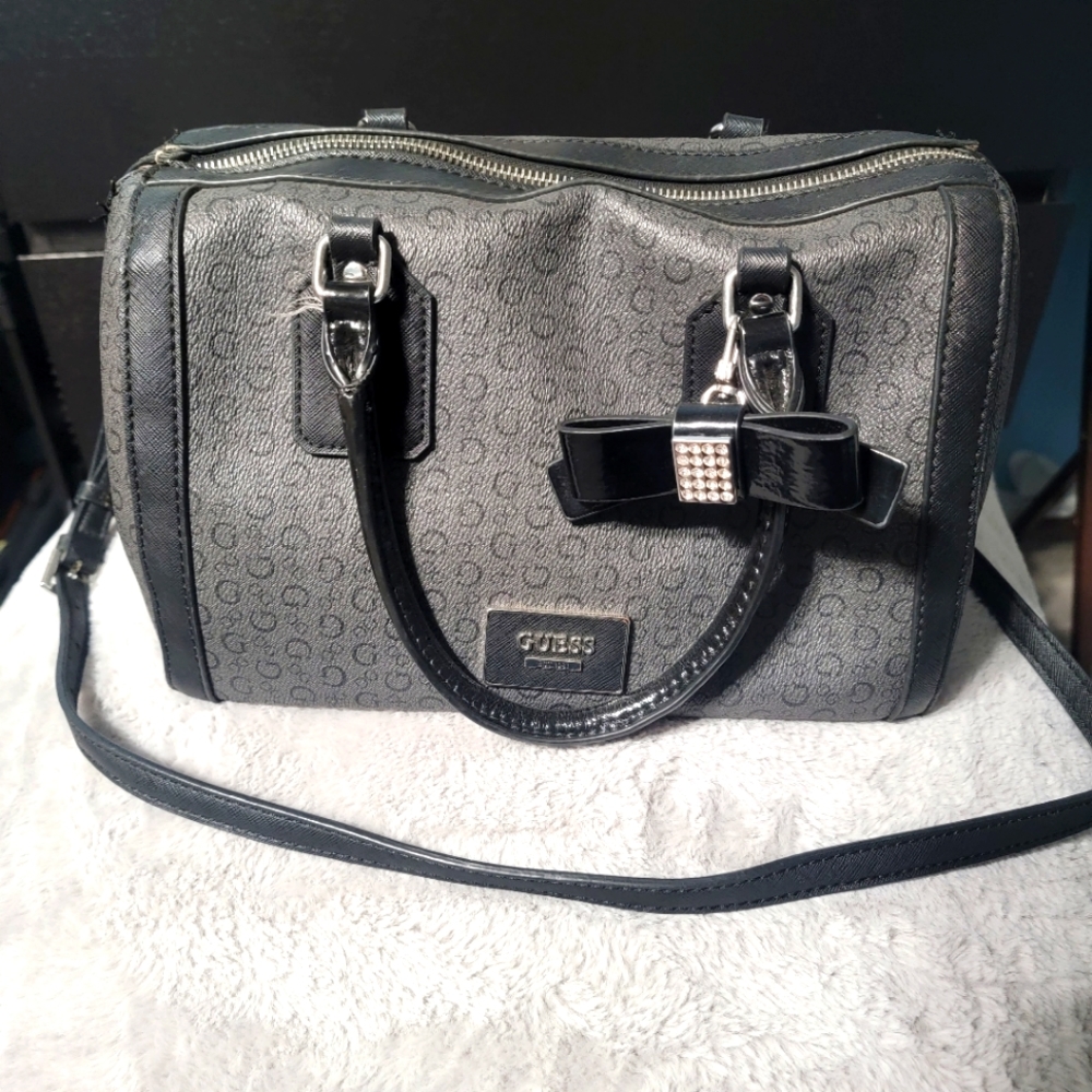 Black And Gray G By Guess Hand/shoulder Bag